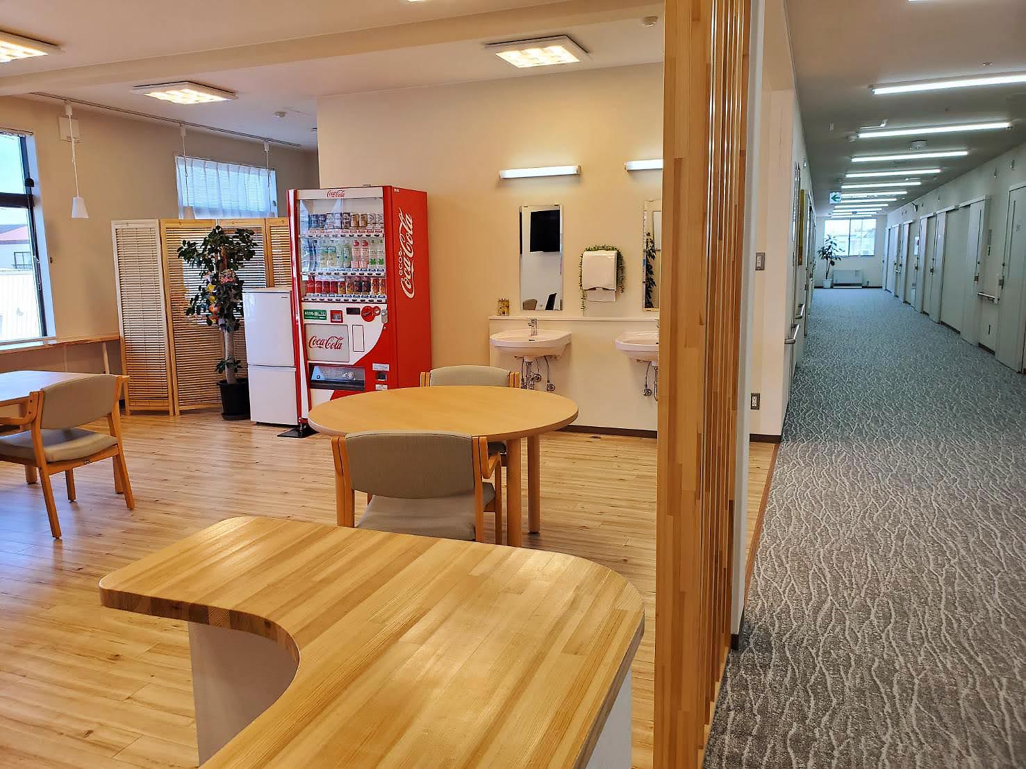 おおまがり廊下